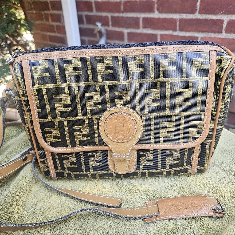 1970s Fendi Zucca Monogram Canvas Crossbody Bag in Black & Tan